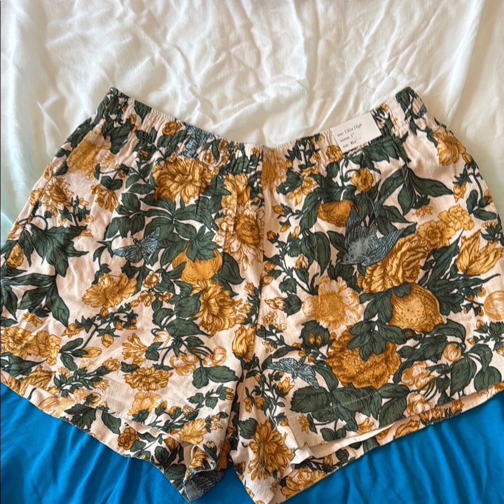 Abercrombie & Fitch Floral Linen Blend Women's Shorts